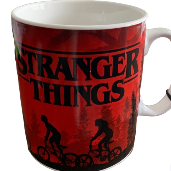 Stranger Things Mug - Picture 10 of 12